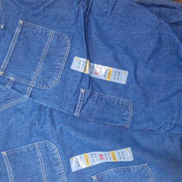 Carhartt FR Pants 44x32 4 pair - Picture 2 of 4